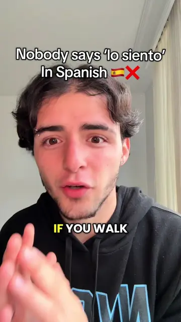 Learn Spanish with me 🎶🕺🏻🇨🇴🇪🇸| @LyricFluentApp translates our favorite songs 🎧⚡️ #fyp #learnspanish #latinmusic#spanishlessons #spanishtiktok 